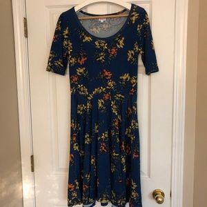 Large Lularoe Nicole